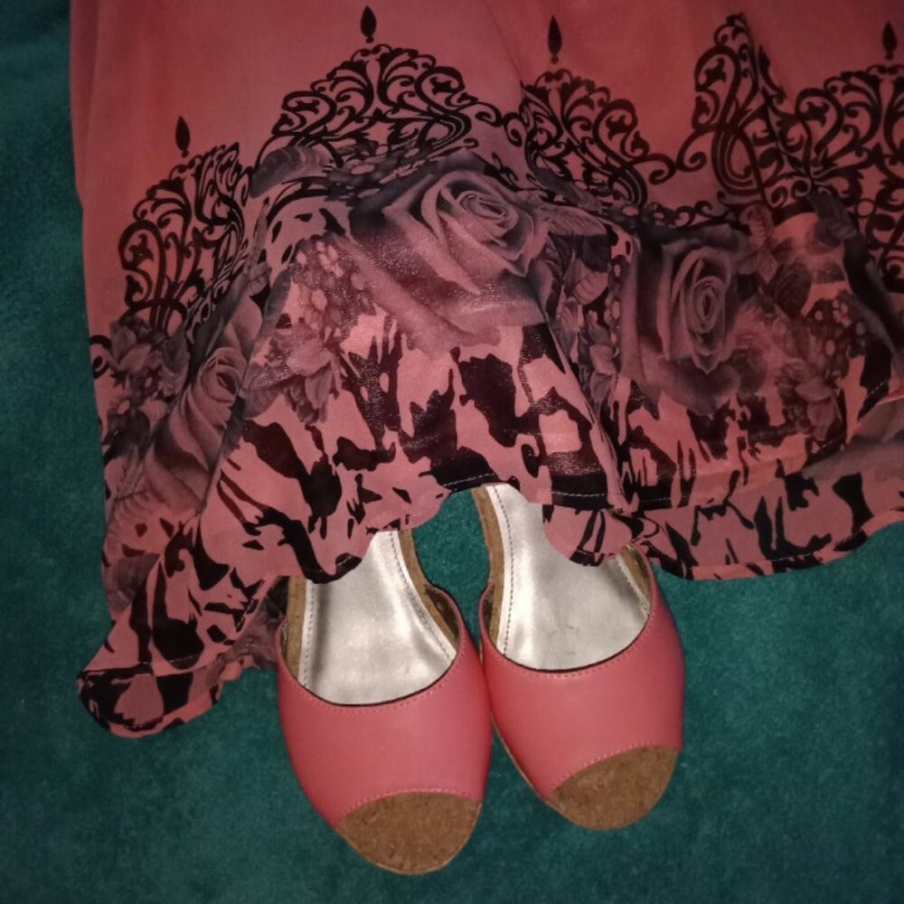 Shoes - Picture 4 of 4
